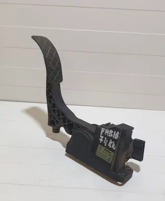 Skoda Fabia Mk1 (6Y) Accelerator throttle pedal 0281002378 6Q1721503 092201897YB