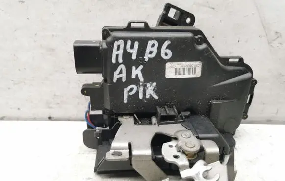 Audi A4 S4 B6 8E 8H Rear door lock 8E0839015C