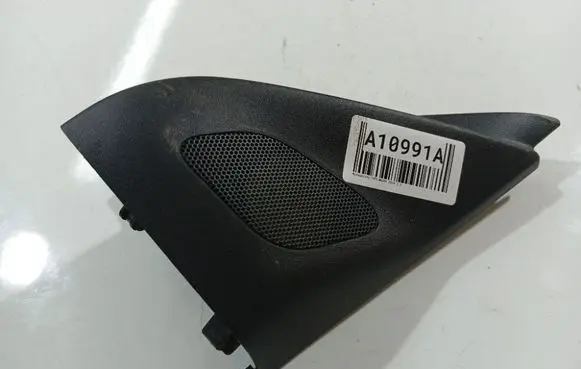 Mitsubishi Outlander Side speaker trim/cover 7221A080