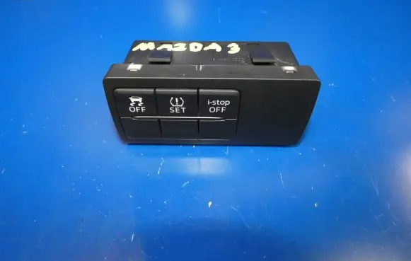 Mazda 3 II A set of switches BPE166170