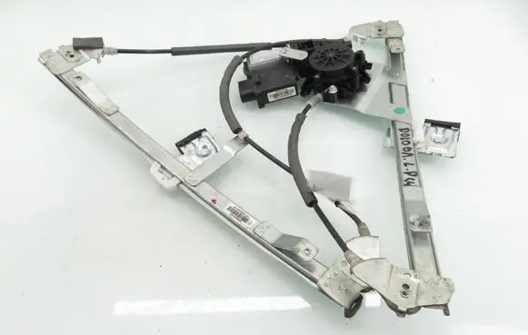 Volkswagen Polo III 6N 6N2 6NF Front door window regulator with motor 
