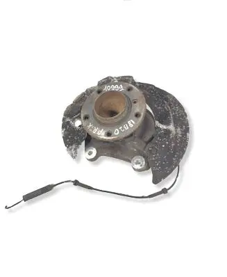 BMW 3 E90 E91 Front wheel hub 6764443