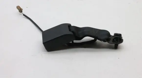 Nissan Qashqai Middle seatbelt buckle (rear) 88832EY110