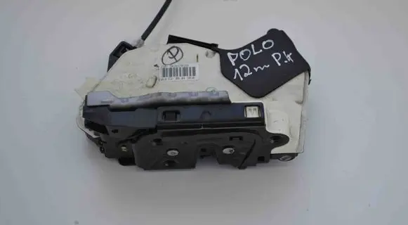 Volkswagen Polo V 6R Coupe door lock (next to the handle) 5K2837015B