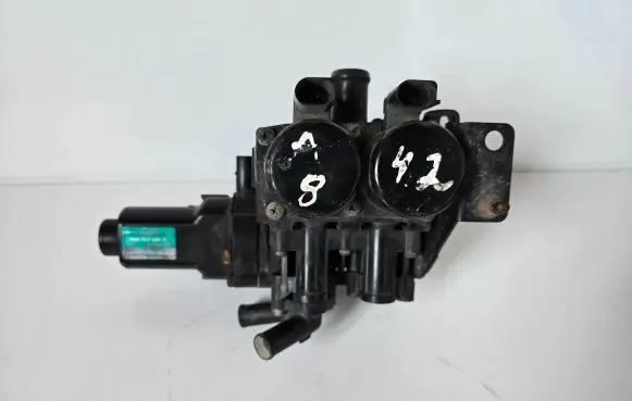 Audi A8 S8 D3 4E Electric auxiliary coolant/water pump 4E0959617C 1137200072