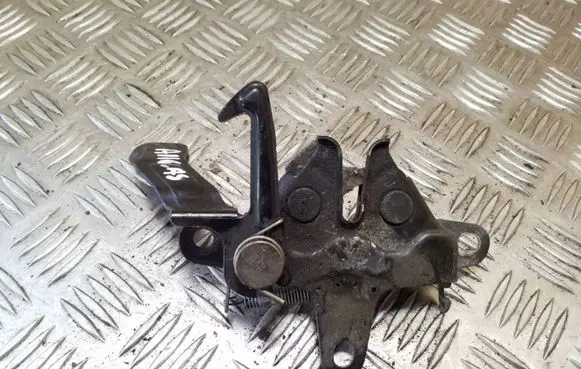 Toyota RAV 4 (XA20) Engine bonnet/hood lock/catch