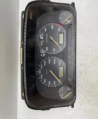 Volkswagen Golf III Speedometer (instrument cluster) 5392324740