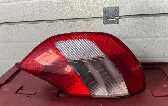 Rear/tail lights