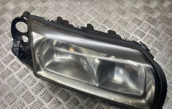Volvo S80 Headlight/headlamp 8662856 89006405 4CR30024