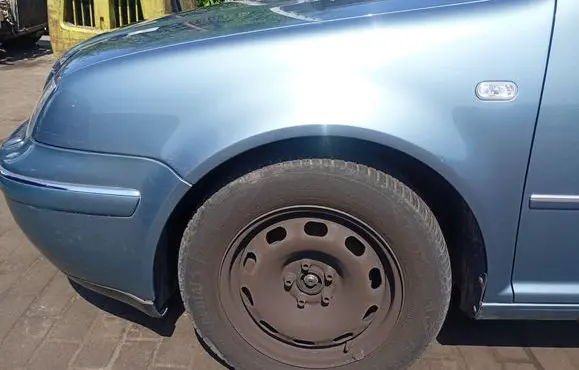 Volkswagen Bora Fender