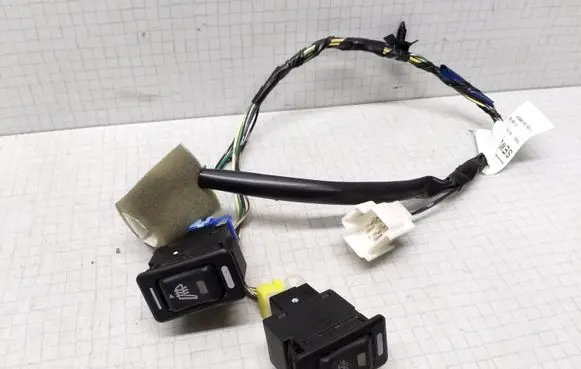 Nissan Almera N16 Seat heating switch 96910BM420