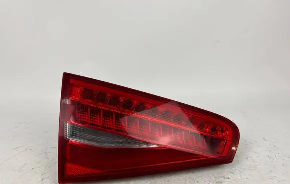 Audi A4 S4 B8 8K Tailgate rear/tail lights 8K5945093AD