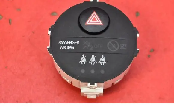 Toyota Yaris Hazard light switch 83950-0D050-A