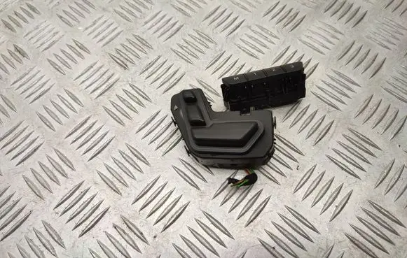 Mercedes-Benz E W212 Seat control switch A2128700458