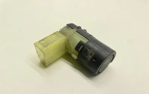 Audi A6 S6 C6 4F Parking PDC sensor 7H0919275G