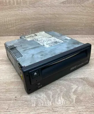 BMW 5 E60 E61 Navigation unit CD/DVD player 8385439