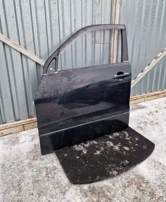 Suzuki Grand Vitara II Front door