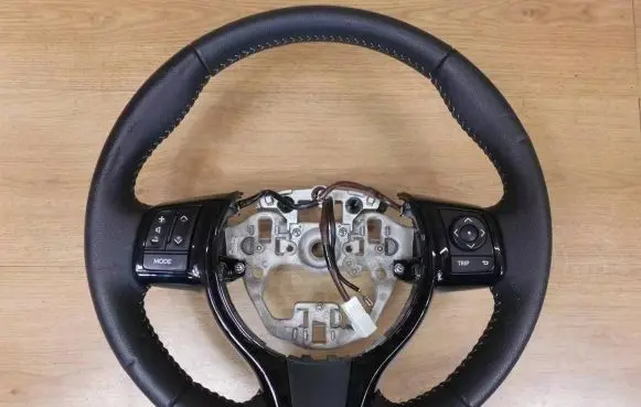 Toyota Yaris Steering wheel 4510048650B0 4510048650