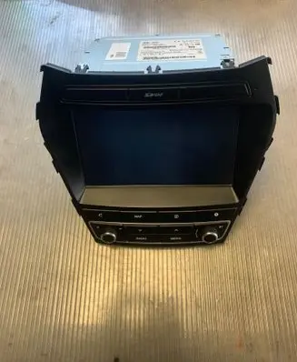 Hyundai Santa Fe Radio/CD/DVD/GPS head unit 965602W2514X 10R048868 D026539