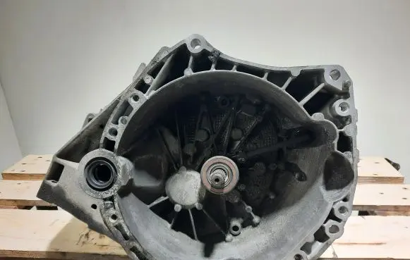 Nissan Qashqai+2 Manual 6 speed gearbox