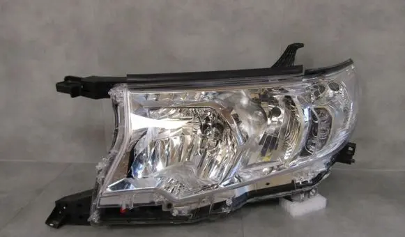 Toyota Land Cruiser (J200) Headlight/headlamp