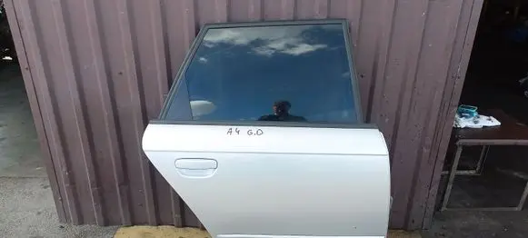 Audi A4 S4 B7 8E 8H Rear door