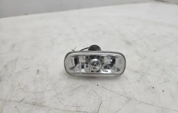 Audi A6 S6 C6 4F Front fender indicator light 8E0949127