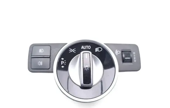 Mercedes-Benz C W204 Light switch 