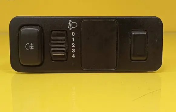 Mitsubishi Space Star Headlight level height control switch MR240907