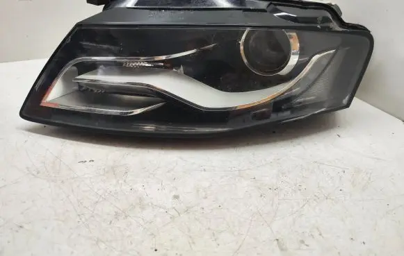 Audi A4 S4 B8 8K Headlight/headlamp 8k0941029