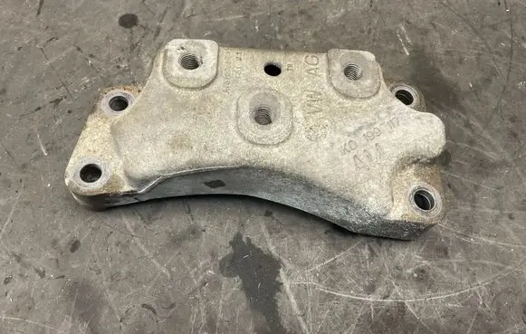 Volkswagen Eos Gearbox mounting bracket 1K0199117 1K0199117AM