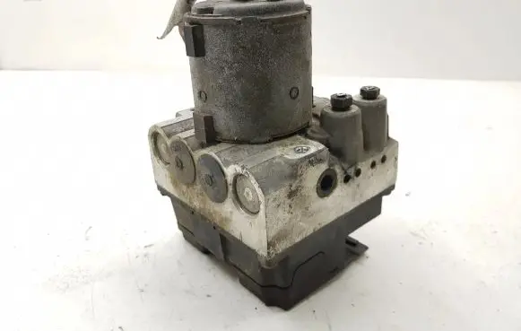 Audi A4 S4 B5 8D ABS Pump 8D0614111 0265214002