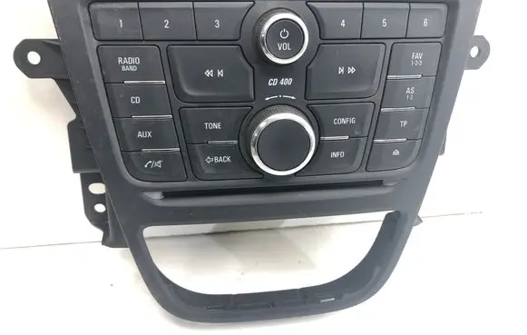 Opel Mokka Radio/GPS head unit trim 95052531 A2C82062800