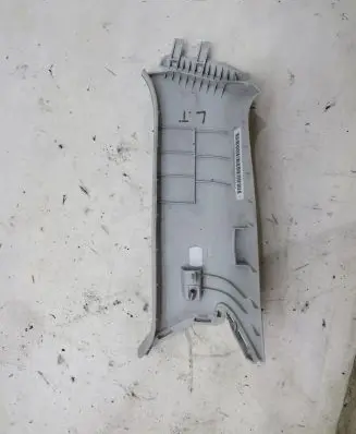 Skoda Octavia Mk3 (5E) (B) pillar trim (bottom) 5E9867287