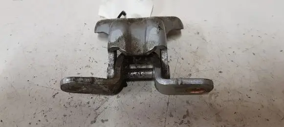KIA Sorento Front door lower hinge 