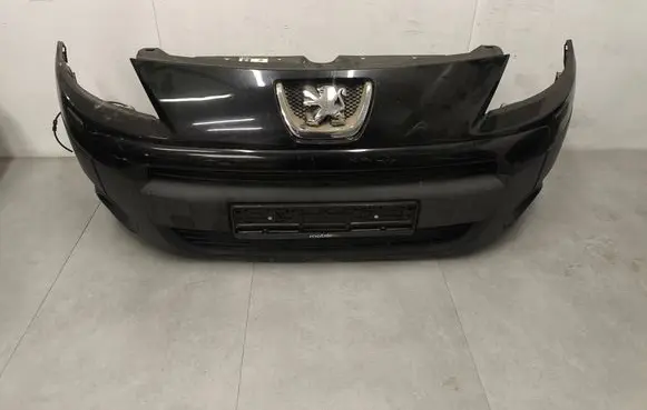 Peugeot Partner Front bumper 916815