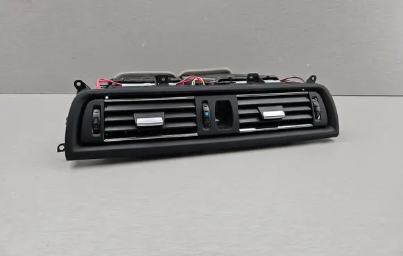 BMW 5 F10 F11 Dash center air vent grill 9209136 64229209136