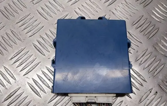Toyota Corolla Verso AR10 Voice control module 89618-0F020