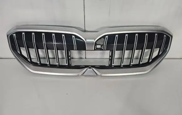 BMW 5 G60 Front grill 5A017A9