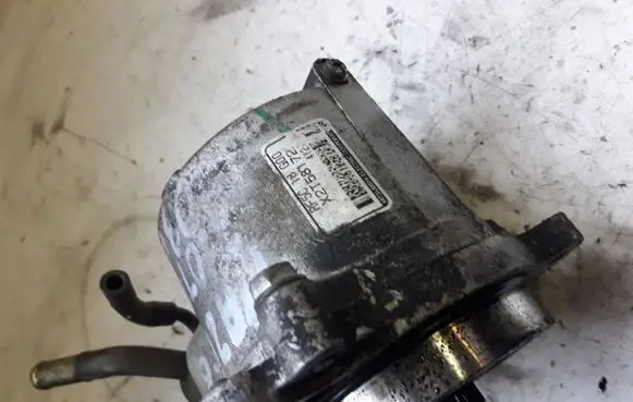 Mazda 6 Vacuum pump RF5C