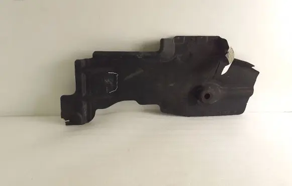 Rear underbody cover/under tray