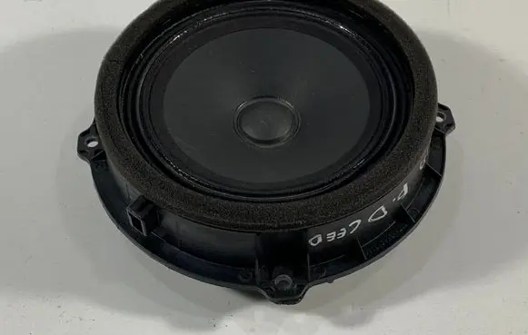KIA Ceed Front door speaker 96340A2000
