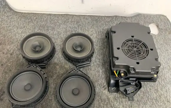 Opel Crossland X Sound amplifier