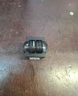 Volkswagen PASSAT B5 Headlight level height control switch 3B0941333A