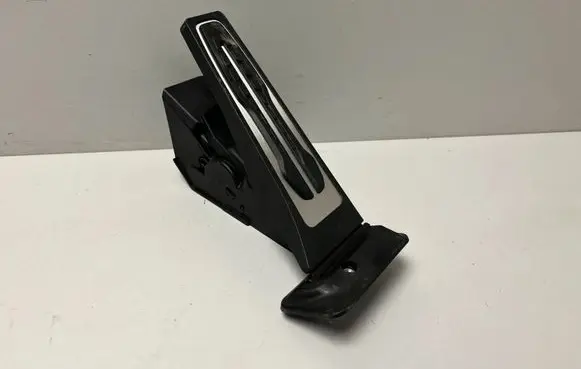 BMW X6 G06 Accelerator throttle pedal 6889820
