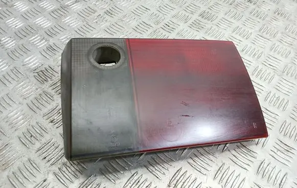 Audi A6 S6 C4 4A Tailgate rear/tail lights