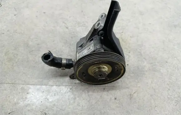 Alfa Romeo 159 Power steering pump 50501731