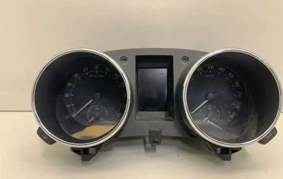 Skoda Yeti (5L) Speedometer (instrument cluster) 5L0920840T A2C53296334 1673920823