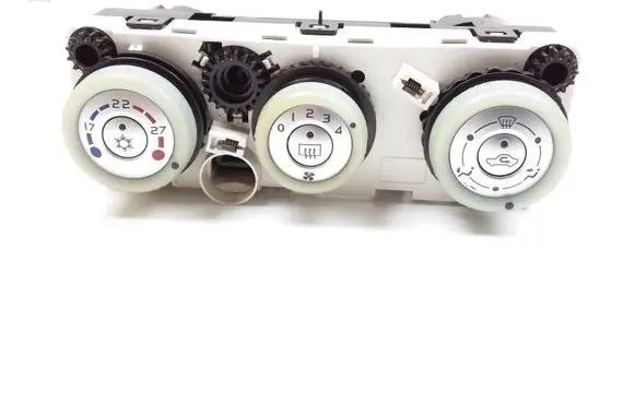 Mitsubishi Colt Climate control unit PMN164589O 983860X 69667301