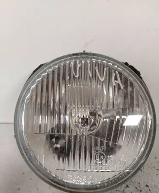Volkswagen Polo Headlight/headlamp 861941753B 1300508024 111941605A